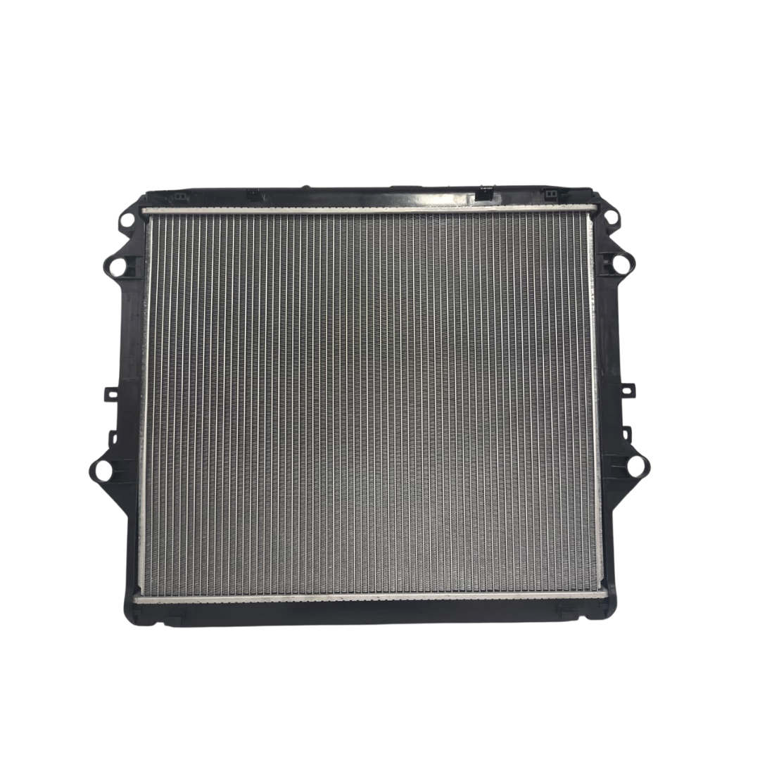 Radiador Motor Toyota Hilux 2.4 / 2.8 (2016-2020)