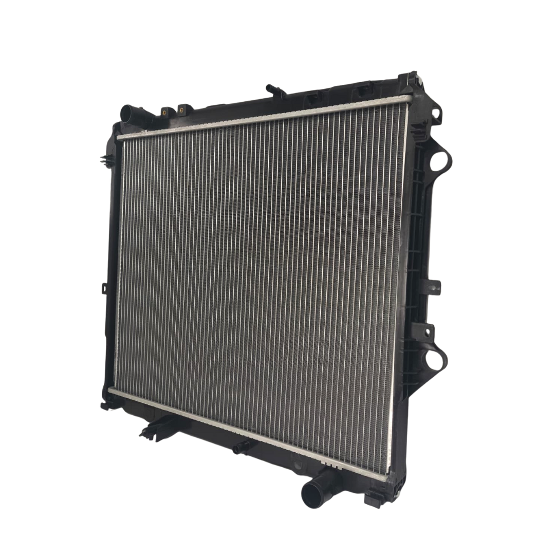 Radiador Motor Toyota Hilux 2.4 / 2.8 (2016-2020)